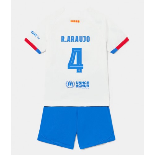 Barcelona Ronald Araujo #4 Gostujuci Dres za djecu 2023-24 Kratak Rukav (+ Kratke hlače)